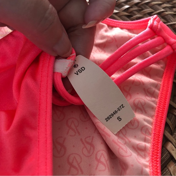 Victoria’s Secret Miraculous Bombshell Bikini - Picture 10 of 16